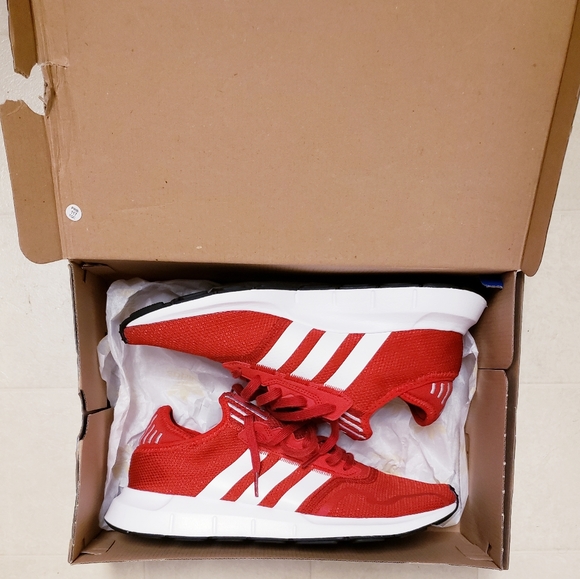 11 1/2 like new Adidas "Swift Run X" - Picture 12 of 12